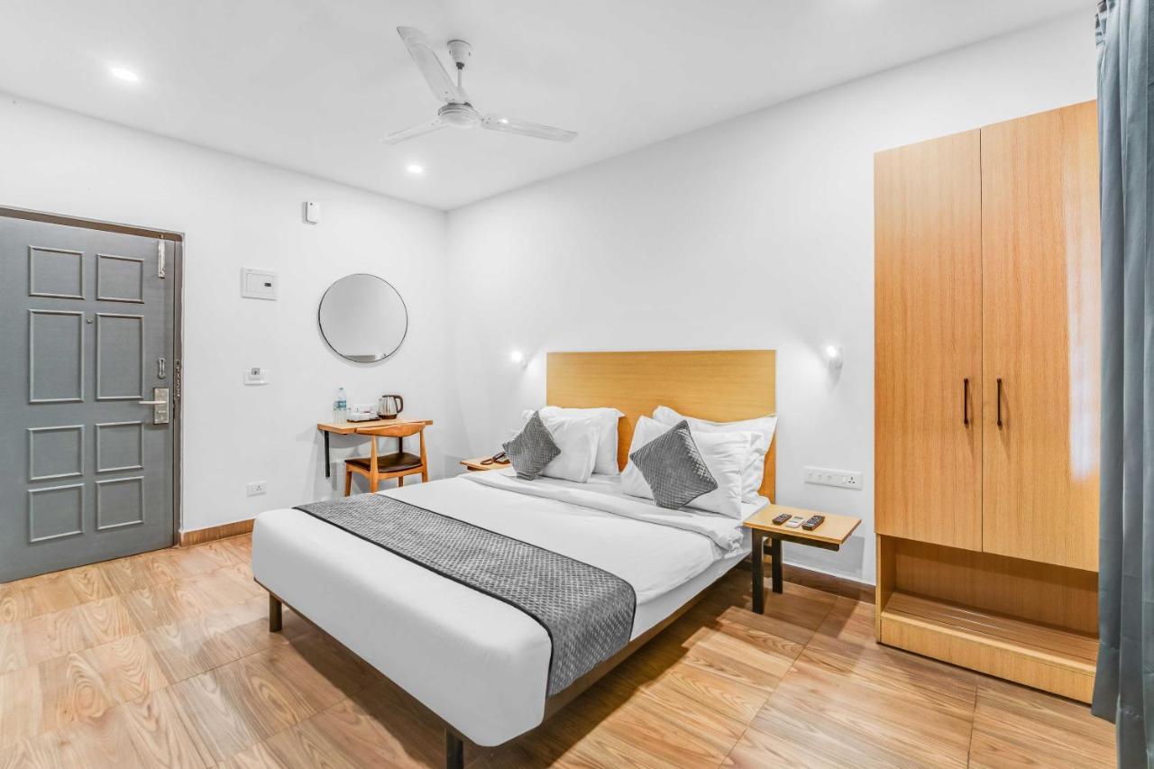 Rohaan Inn - Upar Hotels Ashok Nagar Ченай Екстериор снимка